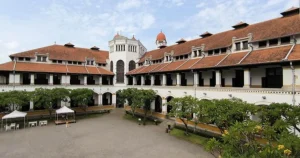 Bangunan Peninggalan Belanda di Indonesia