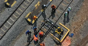 Swasta garap proyek kereta